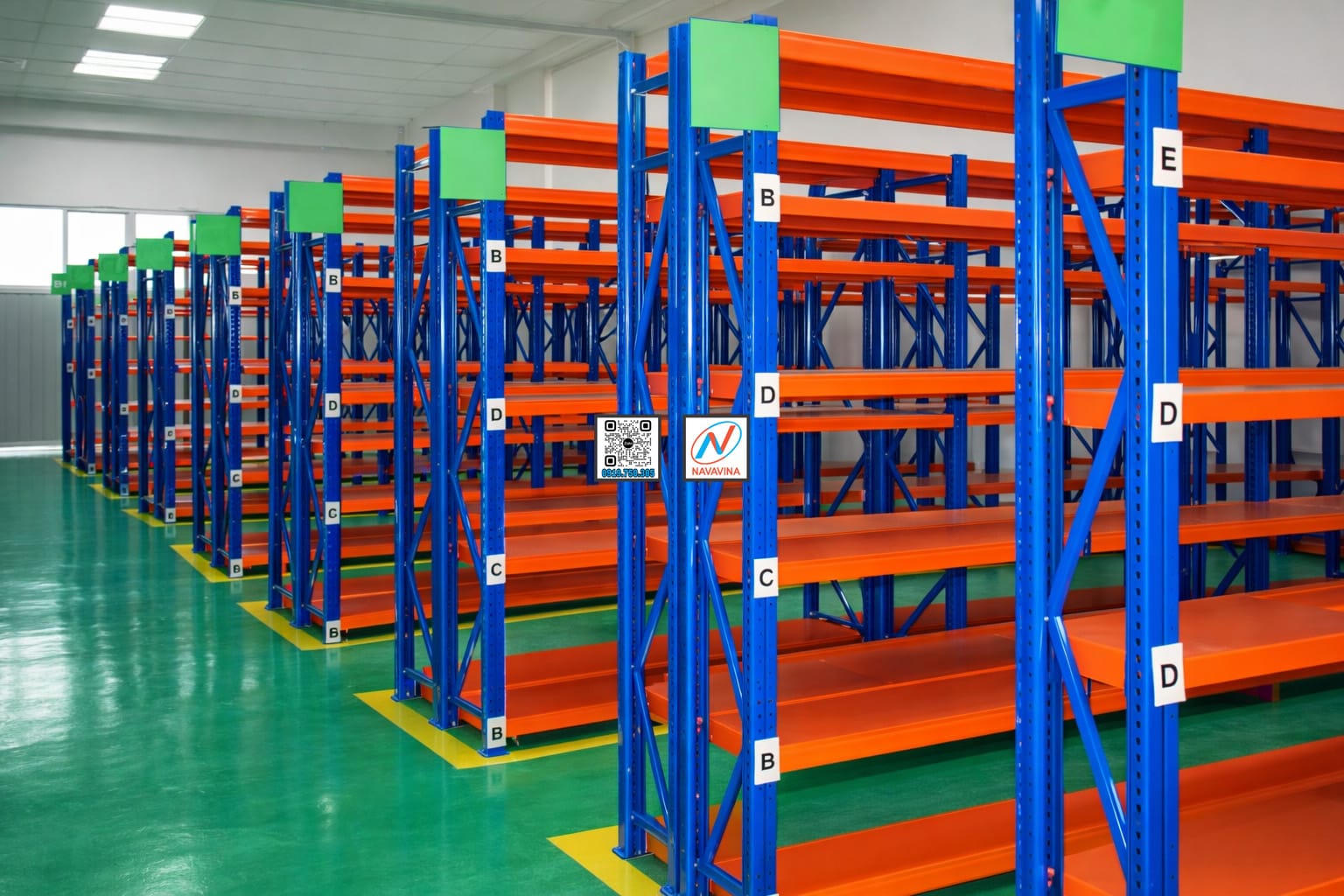 Kệ trung tải Navavina cho kho nhỏ: gọn, nhanh, an toàn