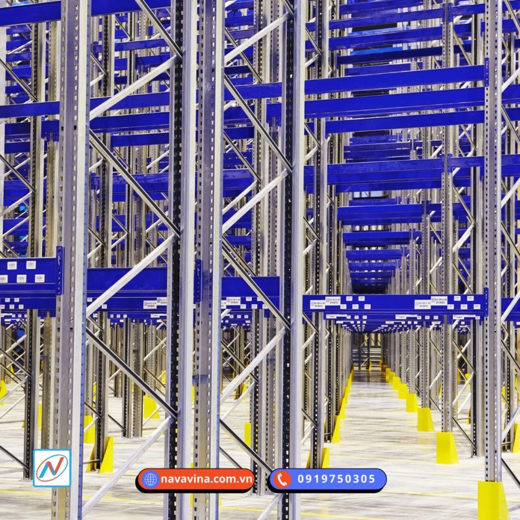 Kệ double deep tại trung tâm phân phối, logistics, bán lẻ do navavina cung cấp