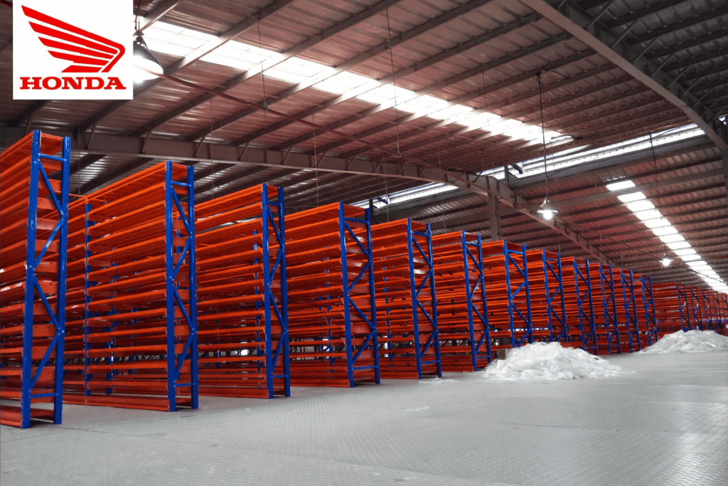 Dự án lắp đặt kệ chứa hàng Honda do Navavina triển khai, giúp tối ưu diện tích kho, tăng sức chứa và sắp xếp hàng hóa khoa học, đồng bộ hơn.
